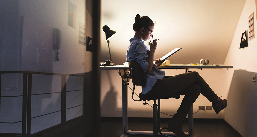 Smart working hybrid spaces: a new conception of home and work
